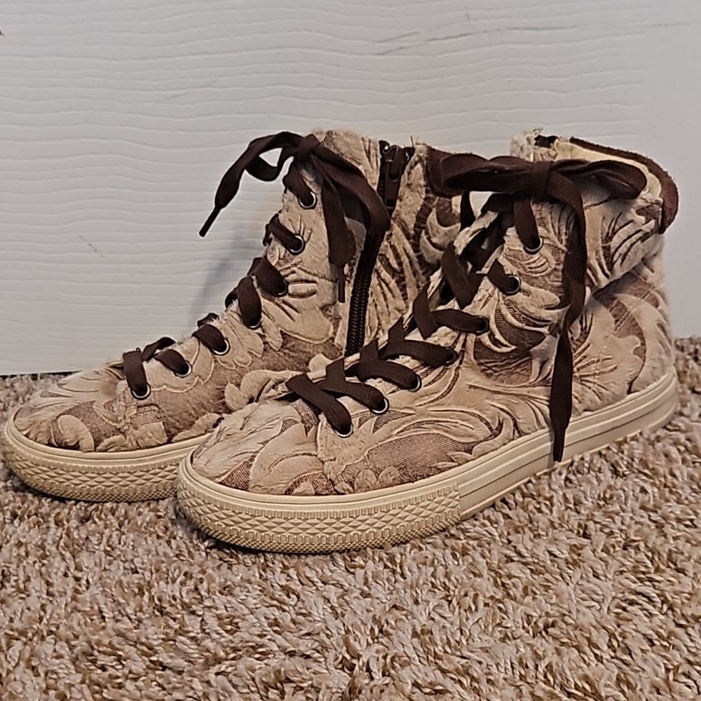 Band of Gypsies Eagle Hi-Top purple Sneakers size 6